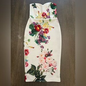 ASOS CREAM FLORAL STRAPLESS SWEETHEART NECK DRESS - Size 6 SKU:545